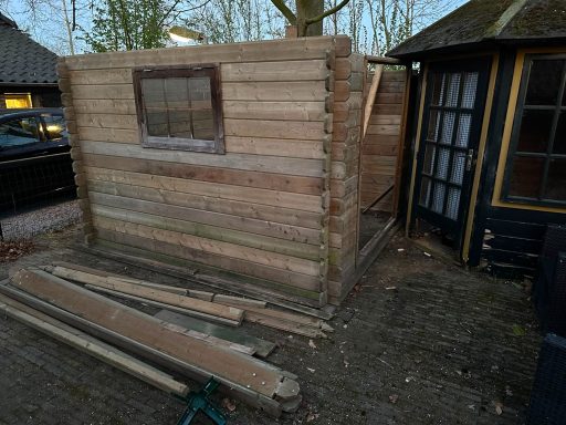 ONTMANTELING